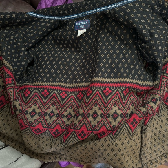 Muskoka Lakes Sweater Shacket - Picture 5 of 6